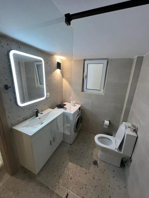 Cozy New Apartment Nearby Metro Ateny Zewnętrze zdjęcie